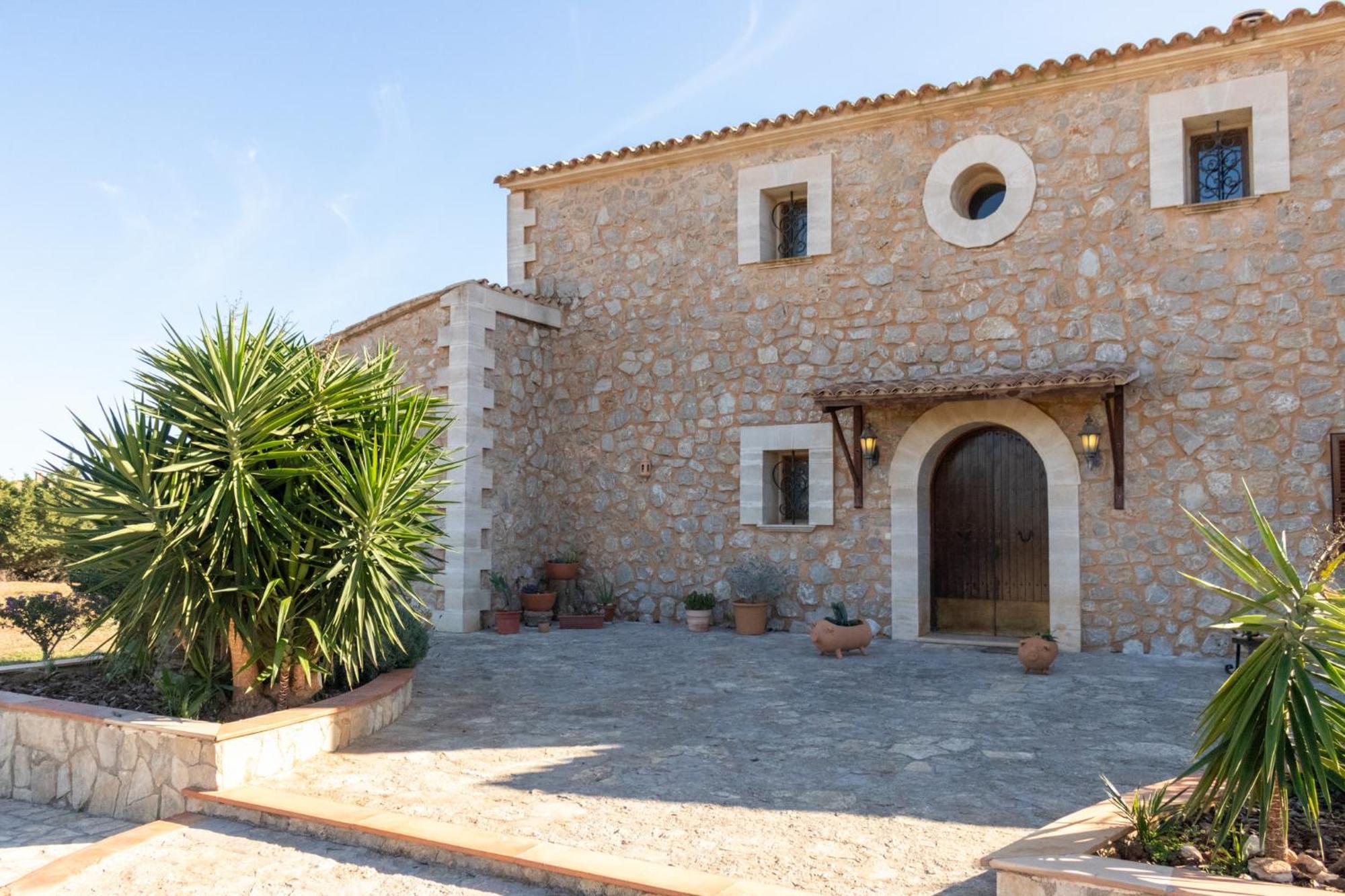 Idyllische Natur-finca Mit 12m Pool & Meerblick Villa
