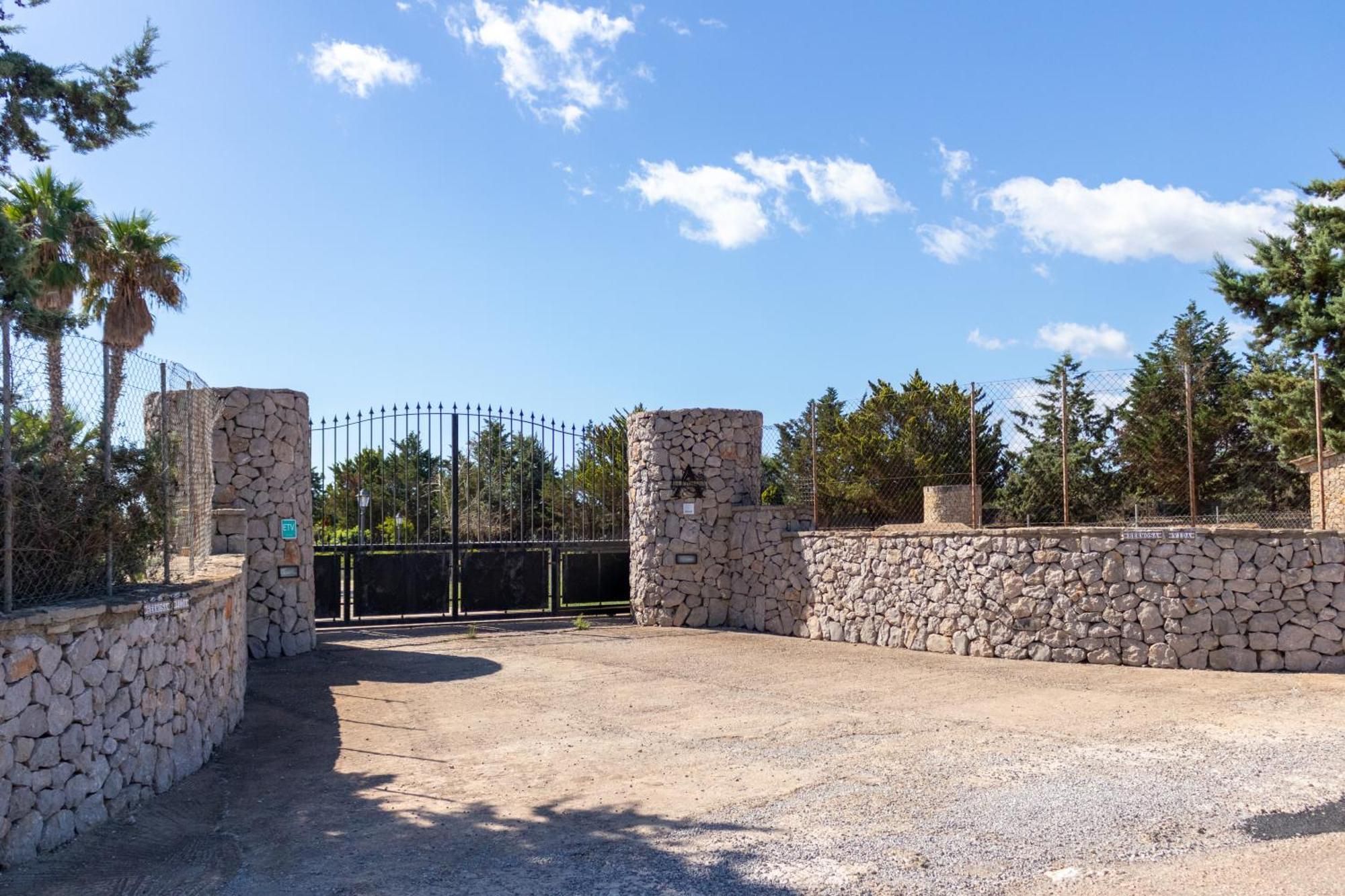 Villa Idyllische Natur-finca Mit 12m Pool & Meerblick Porto Cristo
